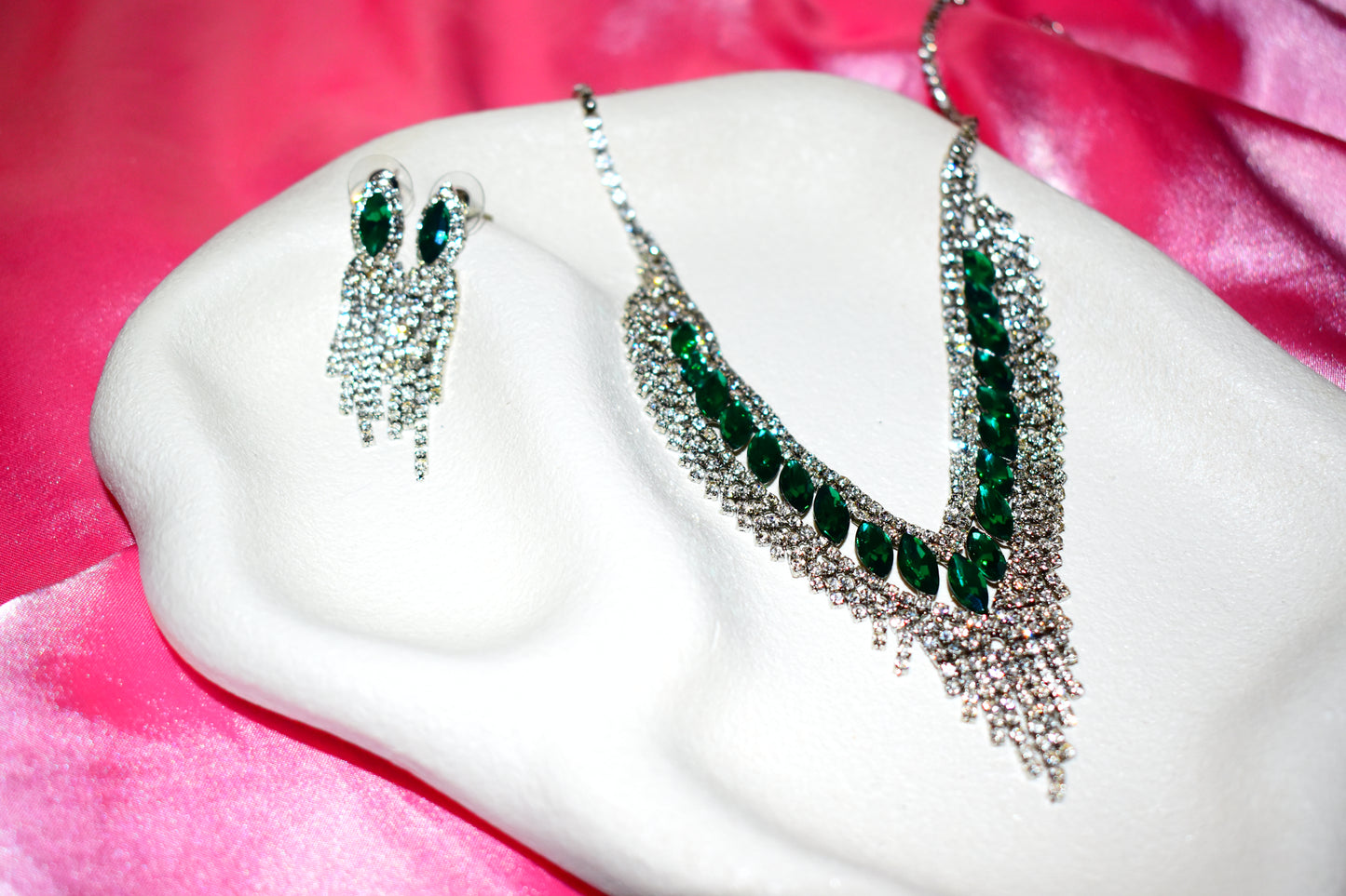 Silver Plated Jewellery Set with Rhinestones