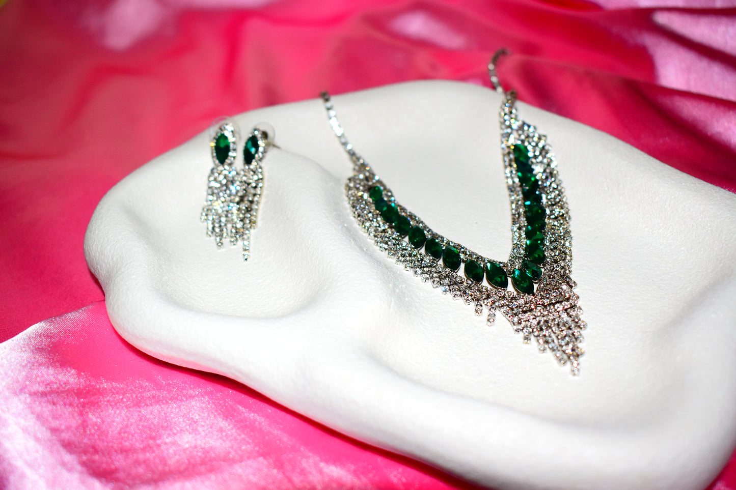 Silver Plated Jewellery Set with Rhinestones