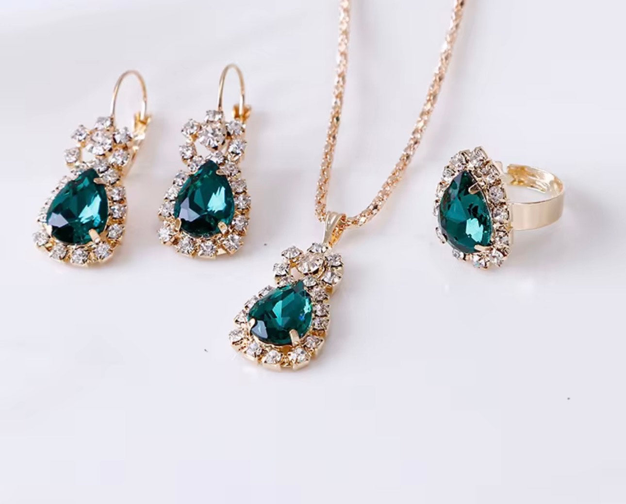 Gold Plated Jewellery Set