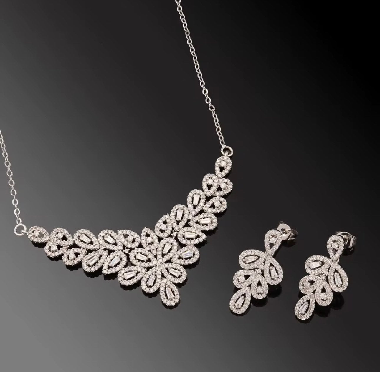 Silver Plated Jewellery Set with Zircon Stones