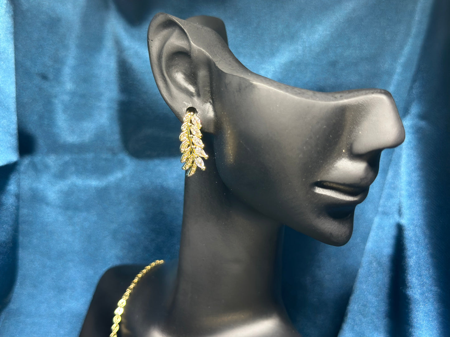 18K Gold Plated Pendant and Earrings Set with Zircon Stones